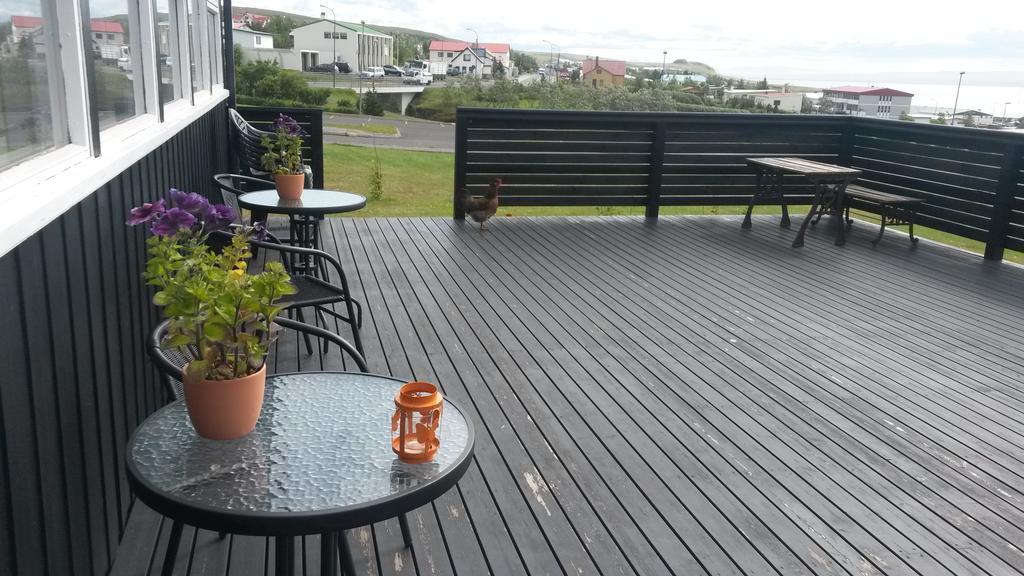 Albert Guesthouse クヴァンムスタンギ エクステリア 写真
